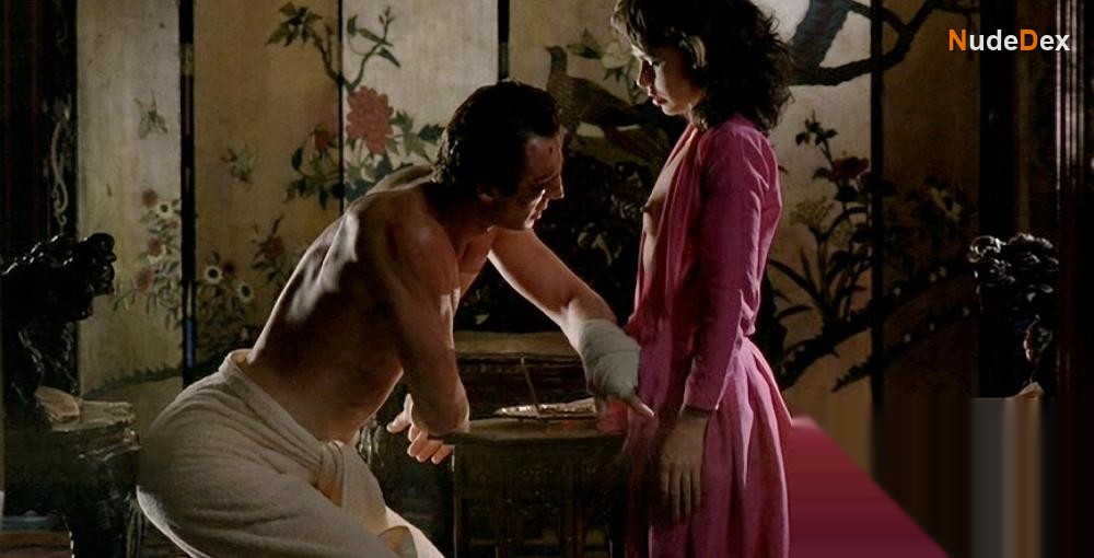 Julie Graham in The Big Man, photo 1