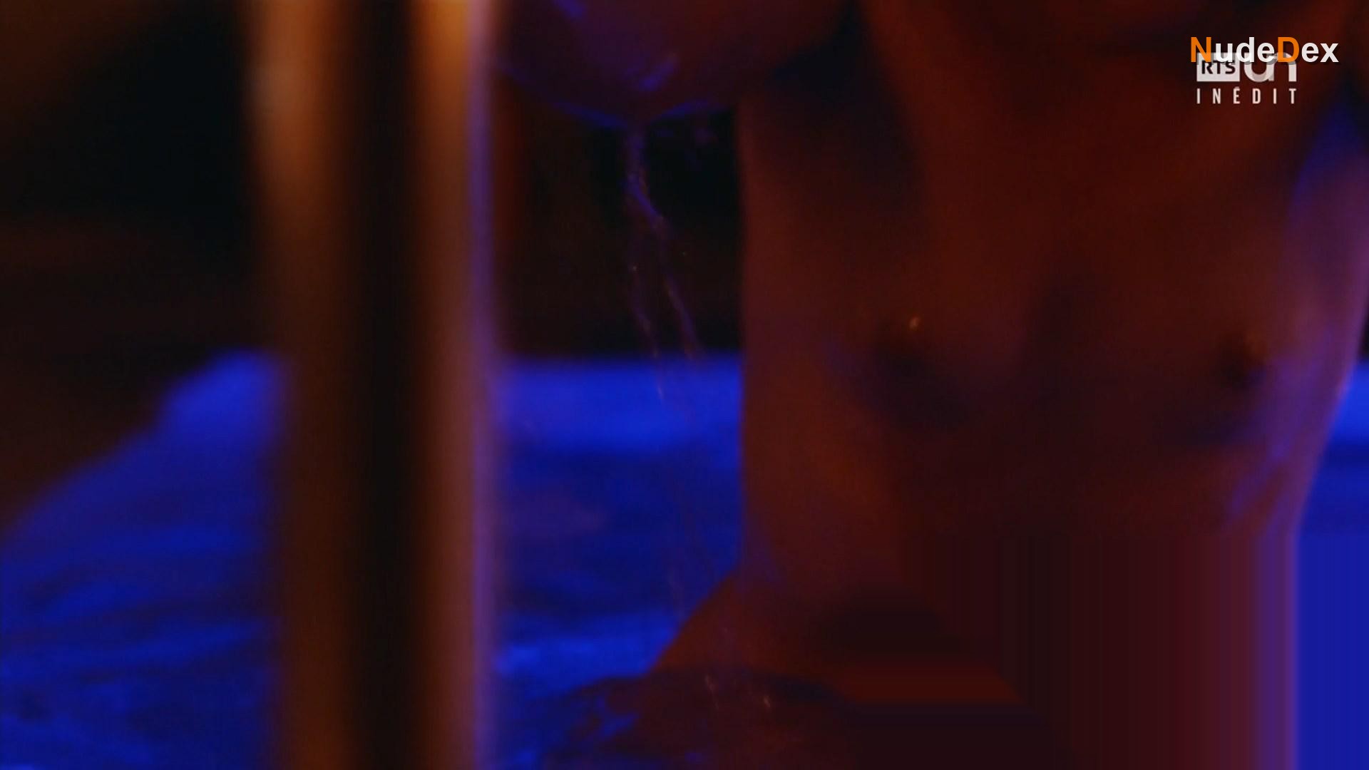Julie Meunier in Crimes Parfaits, photo 2