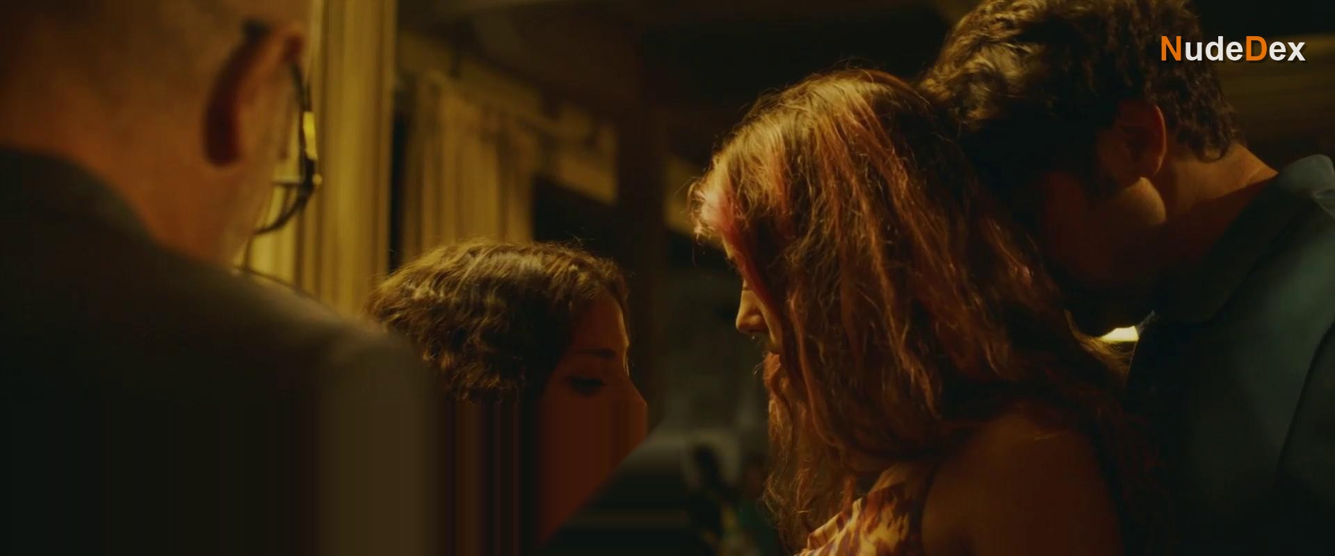 Julieta Tobio in The Girls At The Station, photo 19