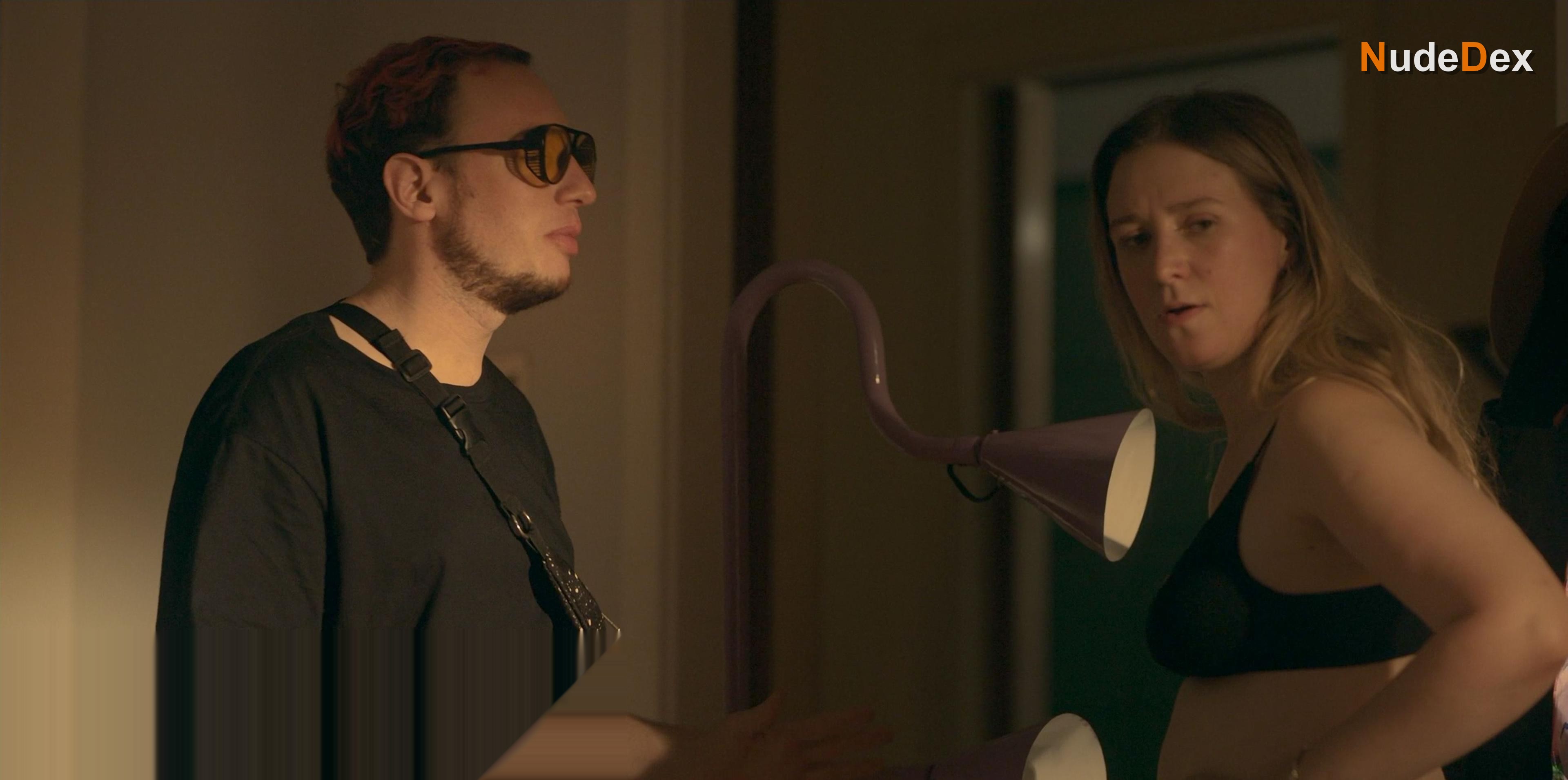 Julieta Zapiola in The End Of Love, photo 6