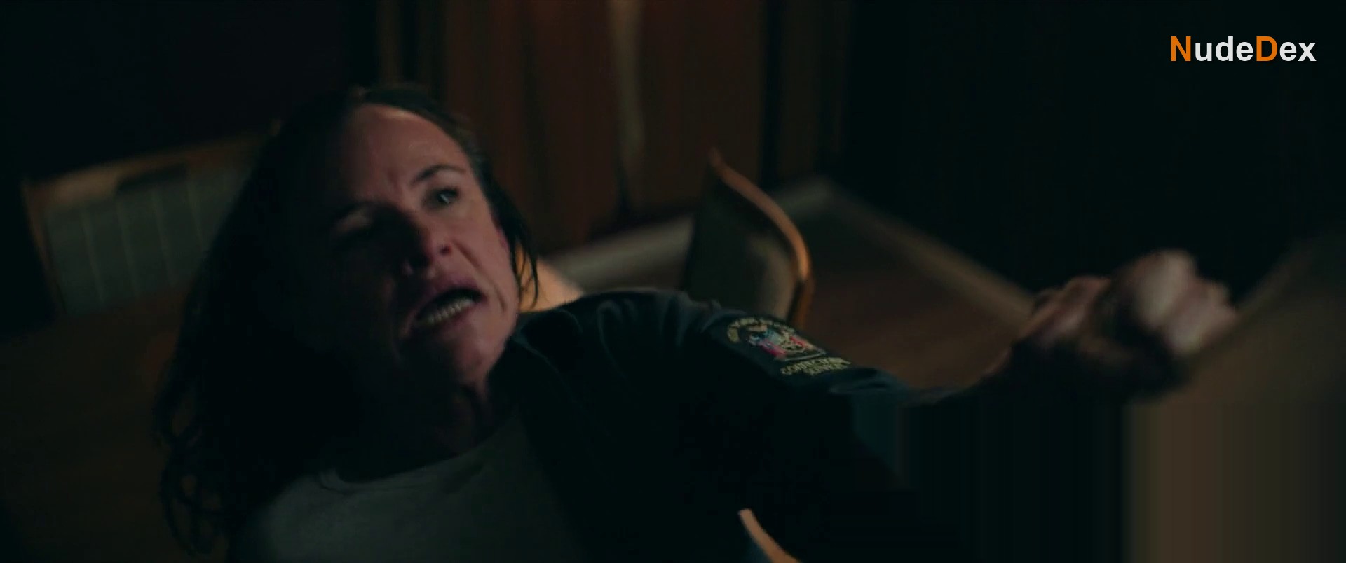 Juliette Lewis in Over Your Dead Body, photo 3