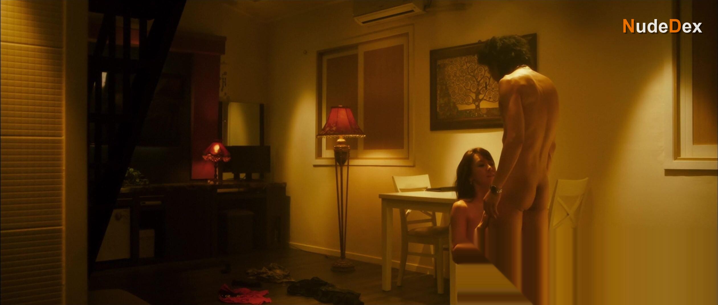 Jung Si Yeon in No Mercy