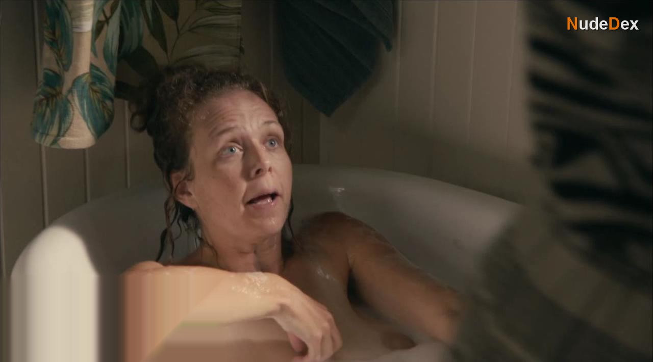 Juno Rinaldi in Workin' Moms, photo 12