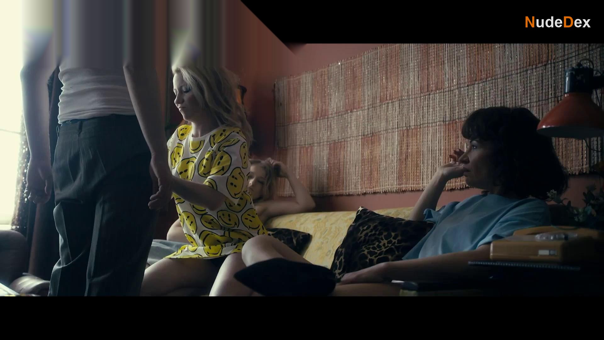 Justyna Karlowska in Pitbull, photo 4