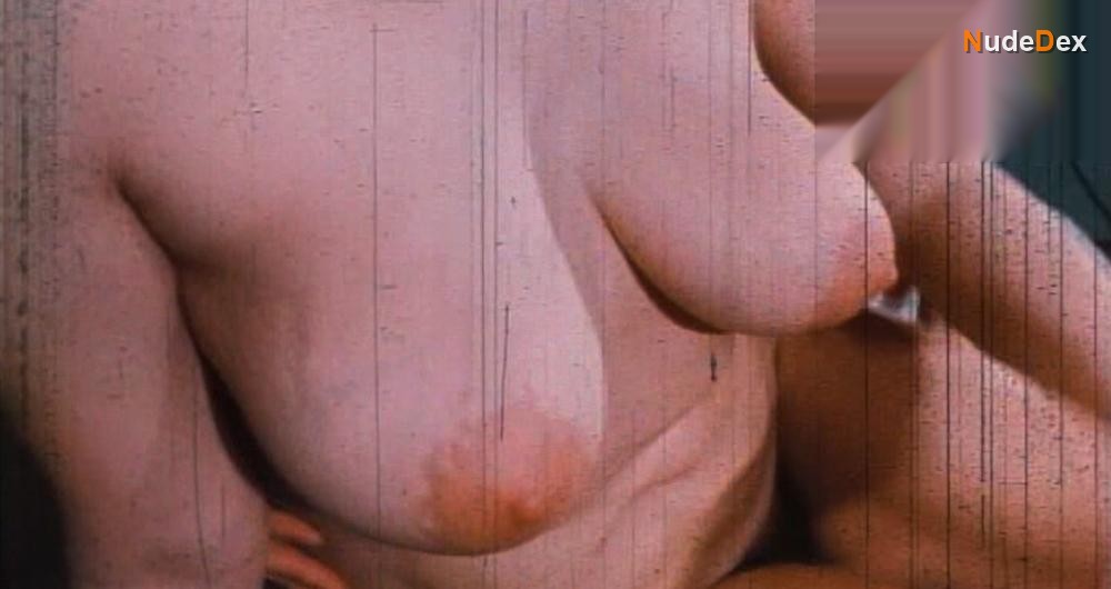 Jutta David in The Weirdos And The Oddballs, photo 4