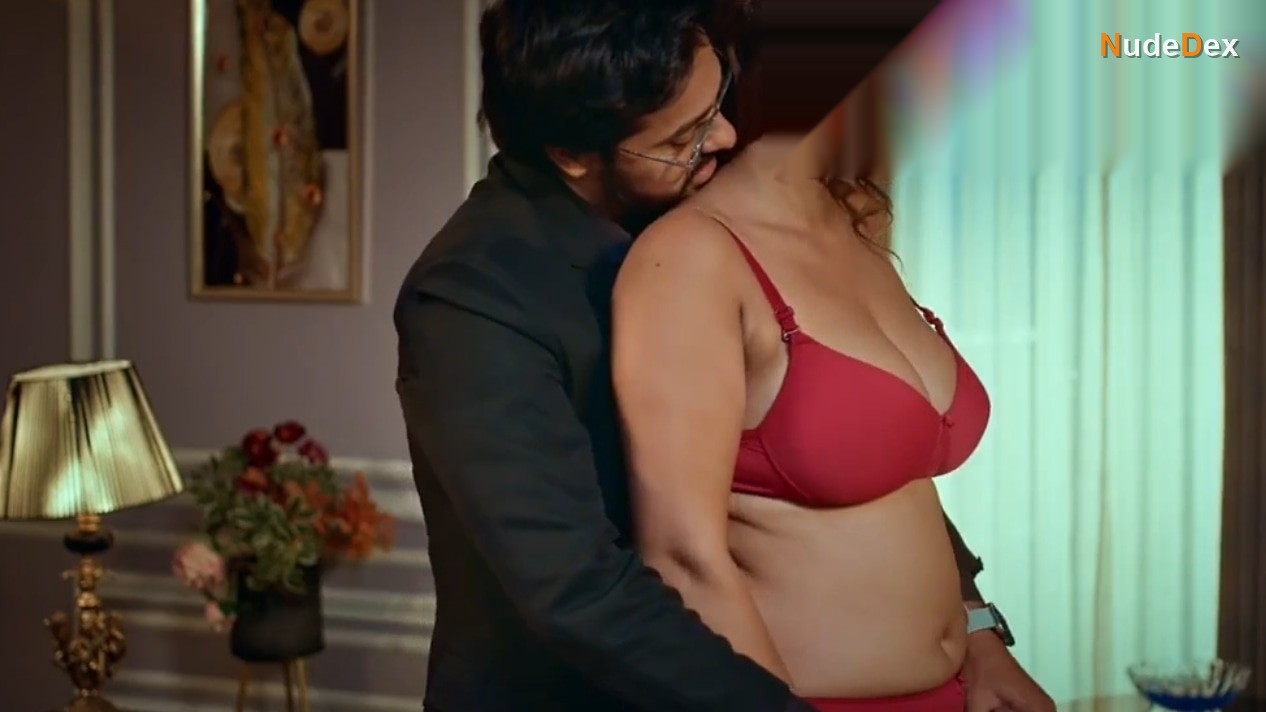 Jyoti Sharma in Your Girlfriend, photo 13