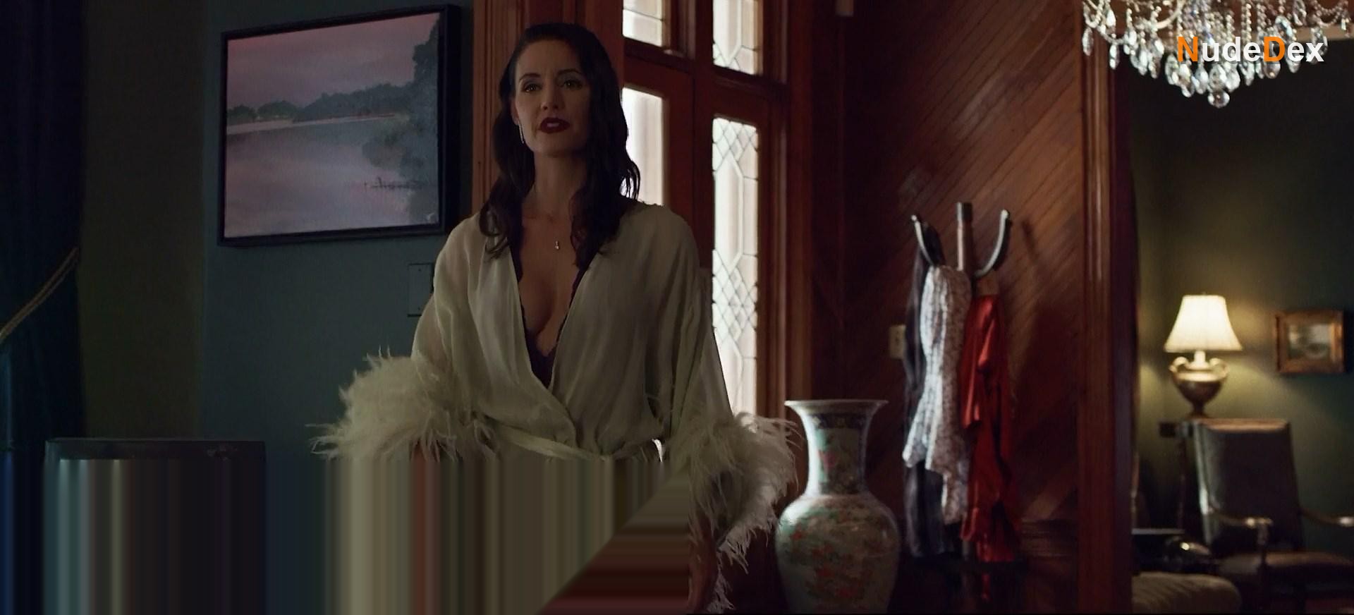 Kadee Strickland in Grand Isle, photo 6