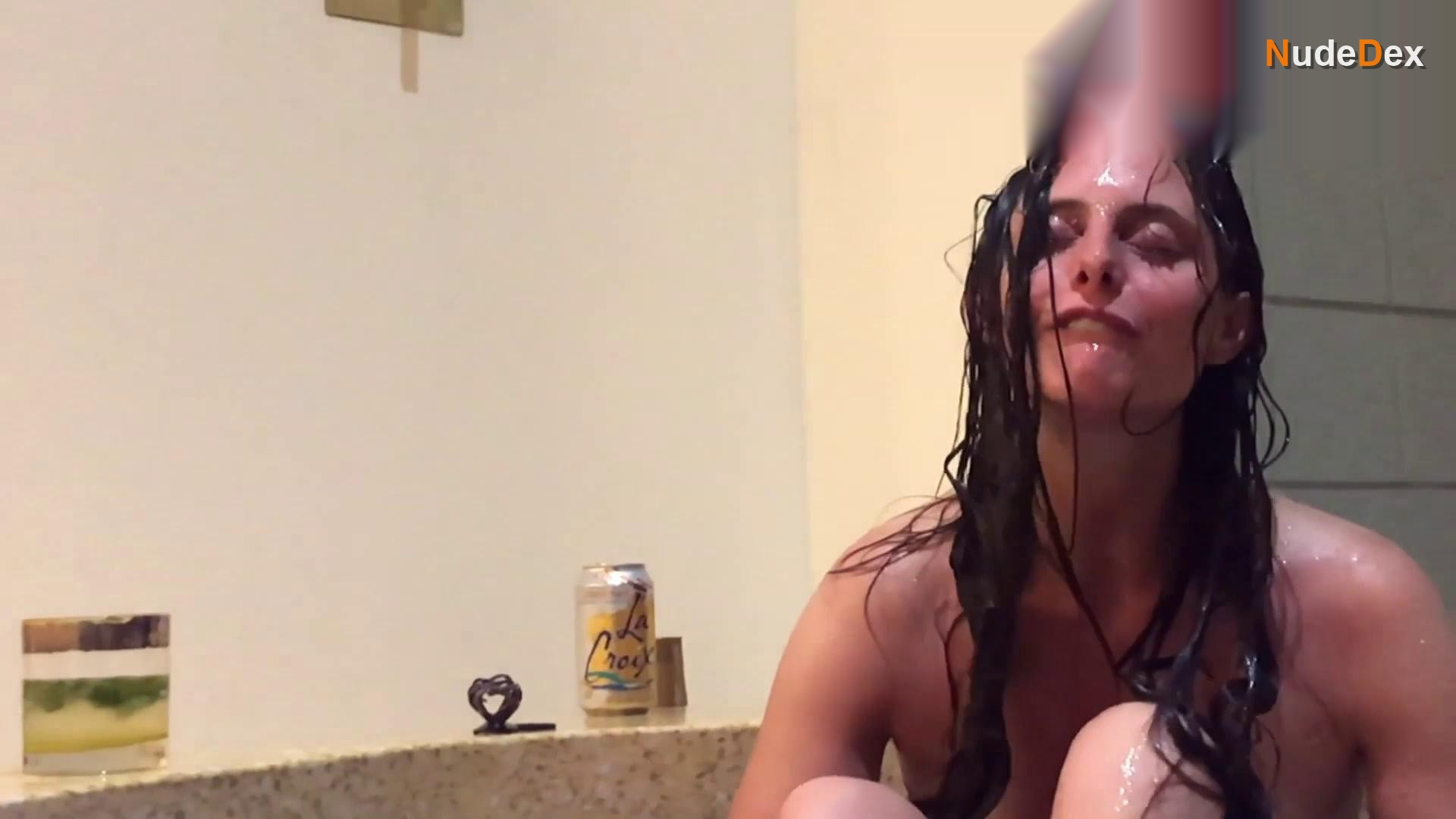 Kailee Mcgee in Kate Unhinged, photo 5