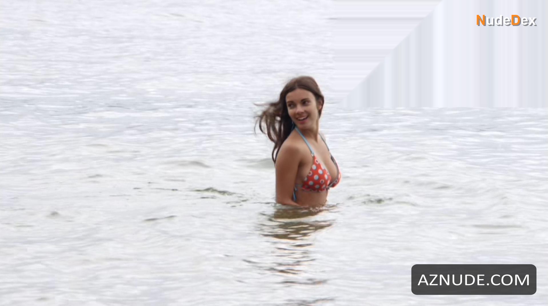 Kalina Stoimenova in Lake Placid Vs. Anaconda, photo 7