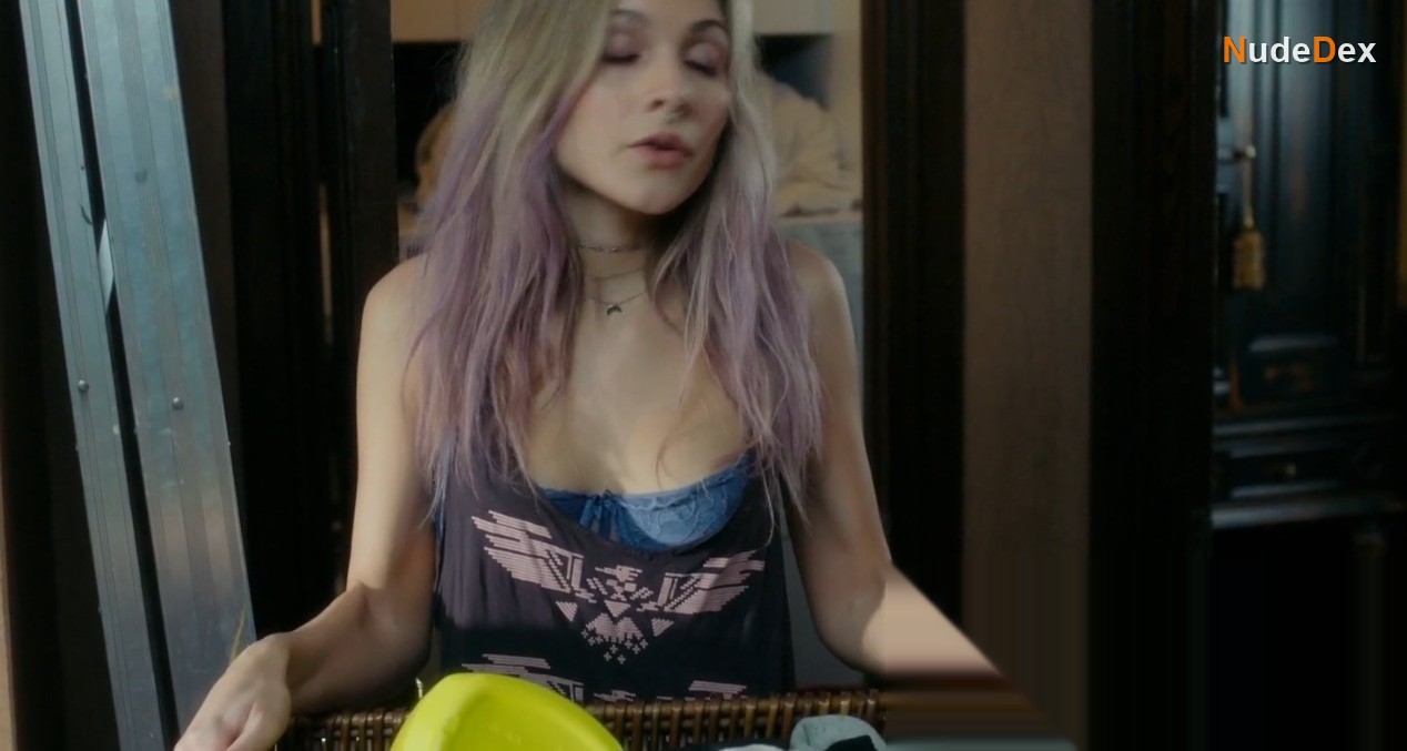 Kalinka Petrie in Another Kind Of Wedding, photo 2