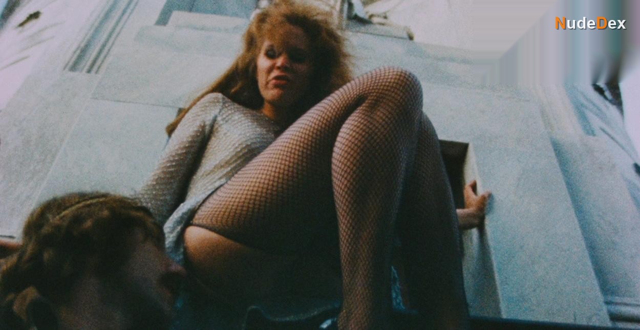 Karen Black in Easy Rider, photo 1