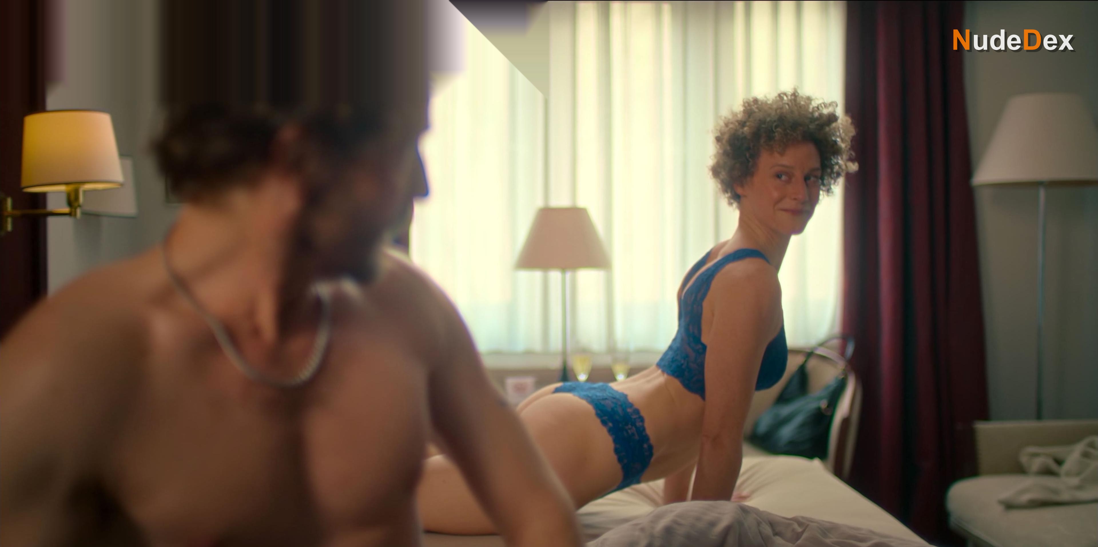 Karen Dahmen in Dudes, photo 1