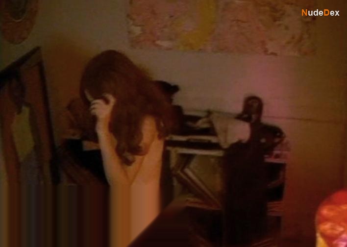 Karen Lynn Gorney in The Magic Garden Of Stanley Sweetheart, photo 8