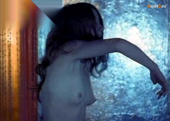 Karen Lynn Gorney in The Magic Garden Of Stanley Sweetheart, photo 11