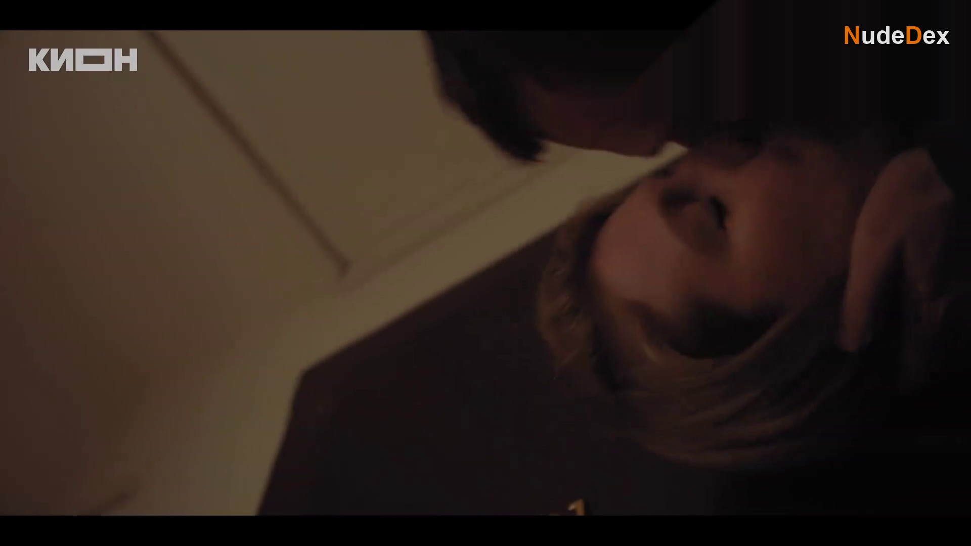 Karina Andolenko in Complaint, photo 4