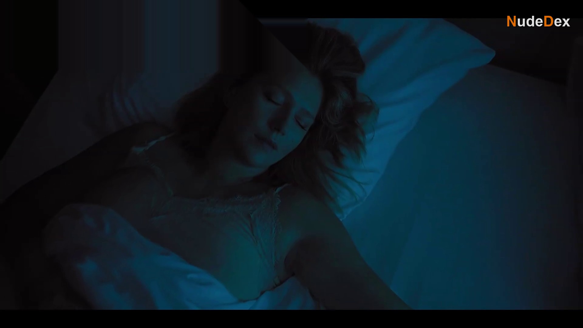 Karina Andolenko in Complaint, photo 5
