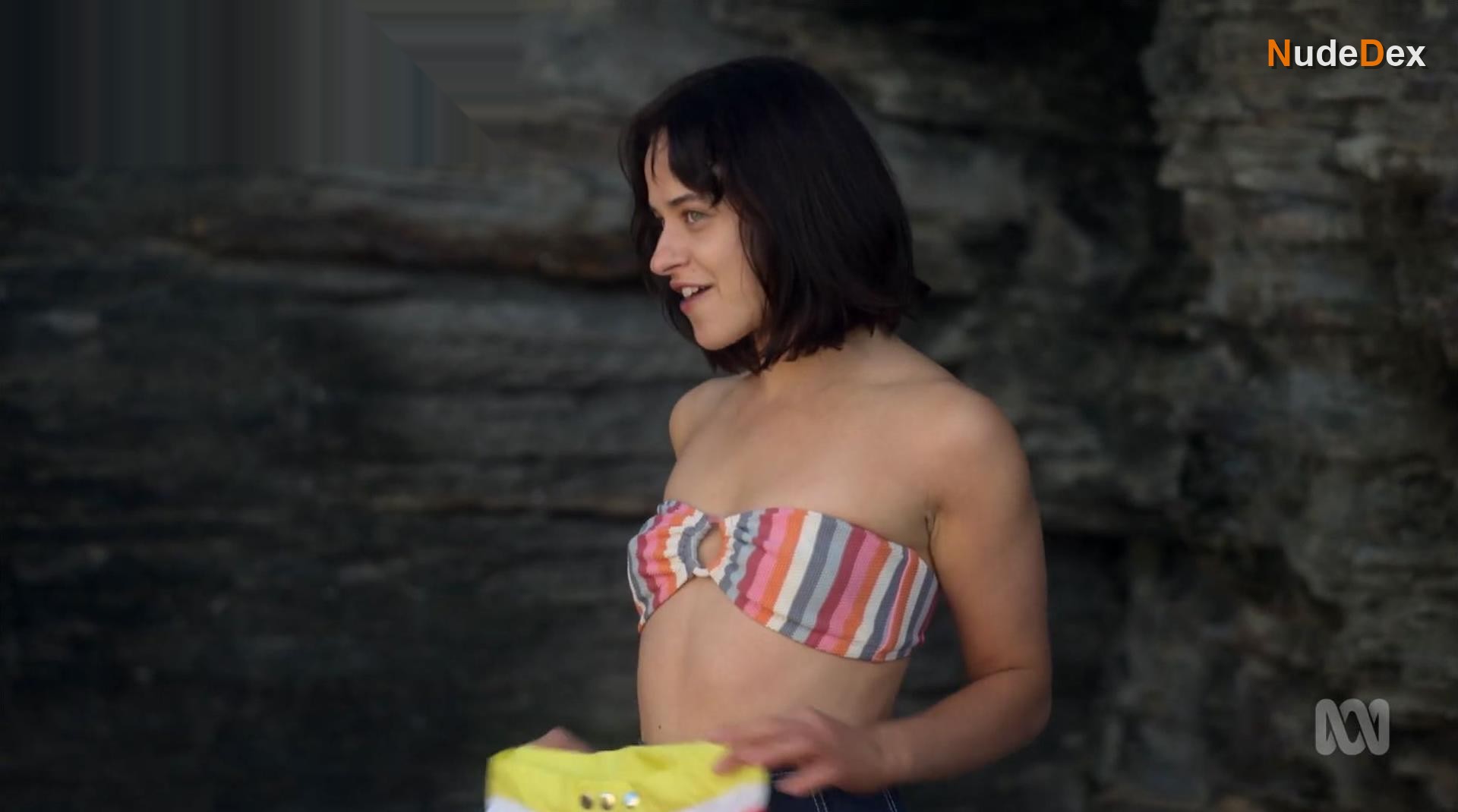Lily Stewart in Barons