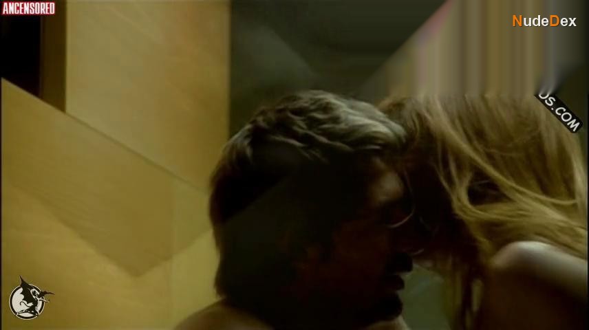 Karina Mazzocco in Sin Codigo, photo 8