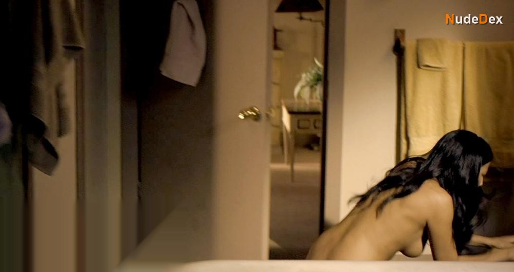 Karin Anna Cheung in The People I Ve Slept With, photo 8