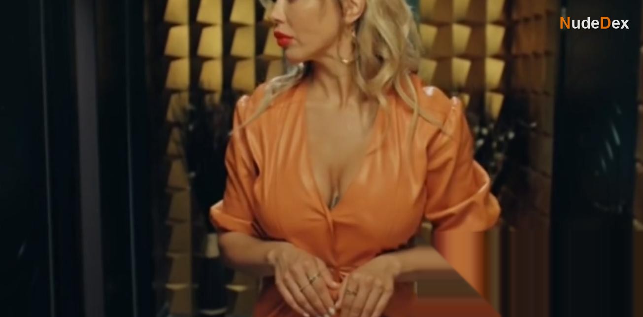 Karina Zvereva in Kukhnya Voyna Za Otel, photo 3