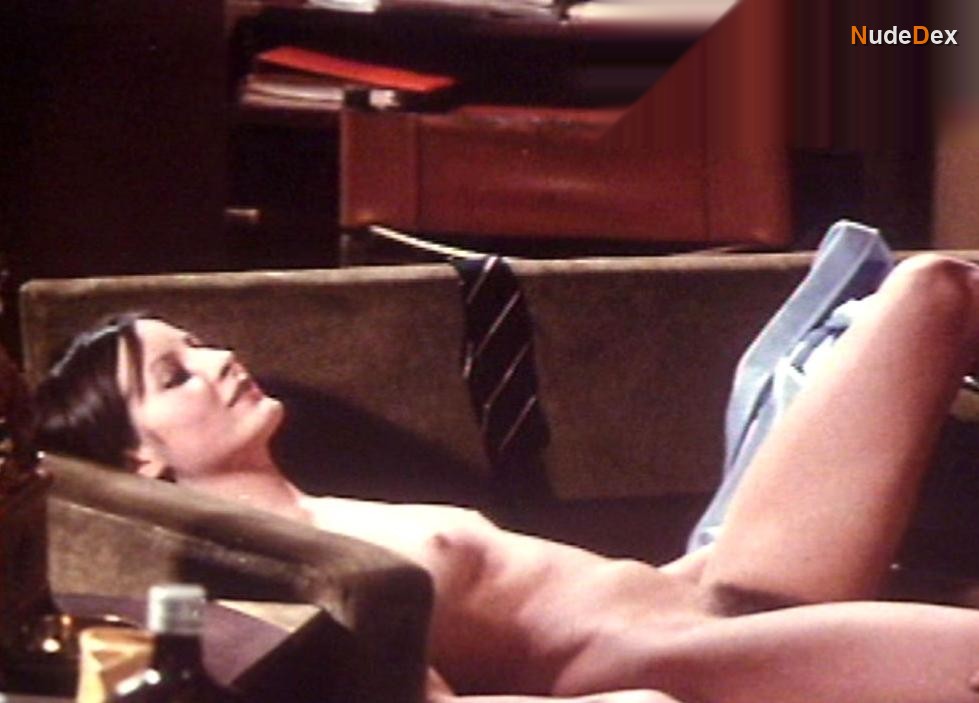 Karin Gotz in Schoolgirl Report 2 What Keeps Parents Awake At Night, photo 6