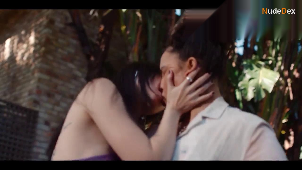 Karis Oka in Erotic Stories, photo 22