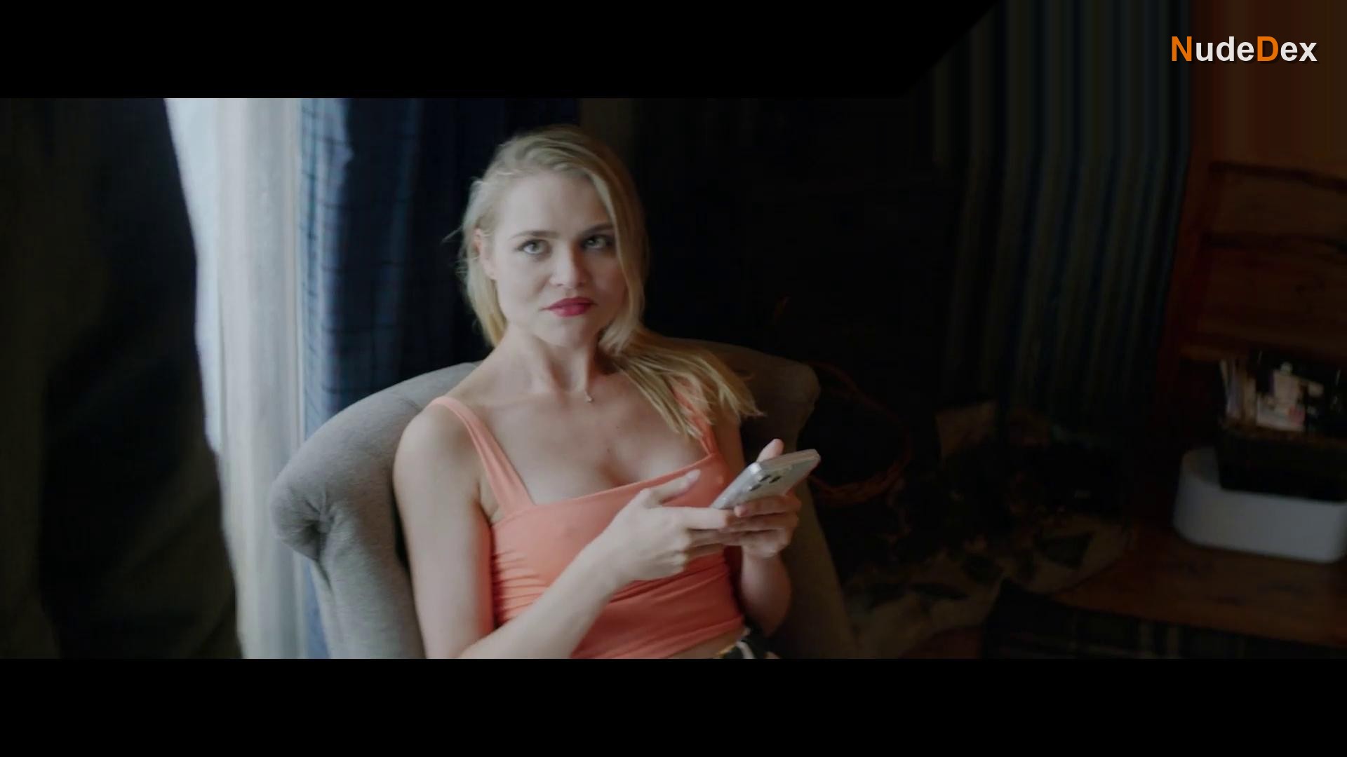 Karolina Ugrenyuk in Popeye S Revenge, photo 6