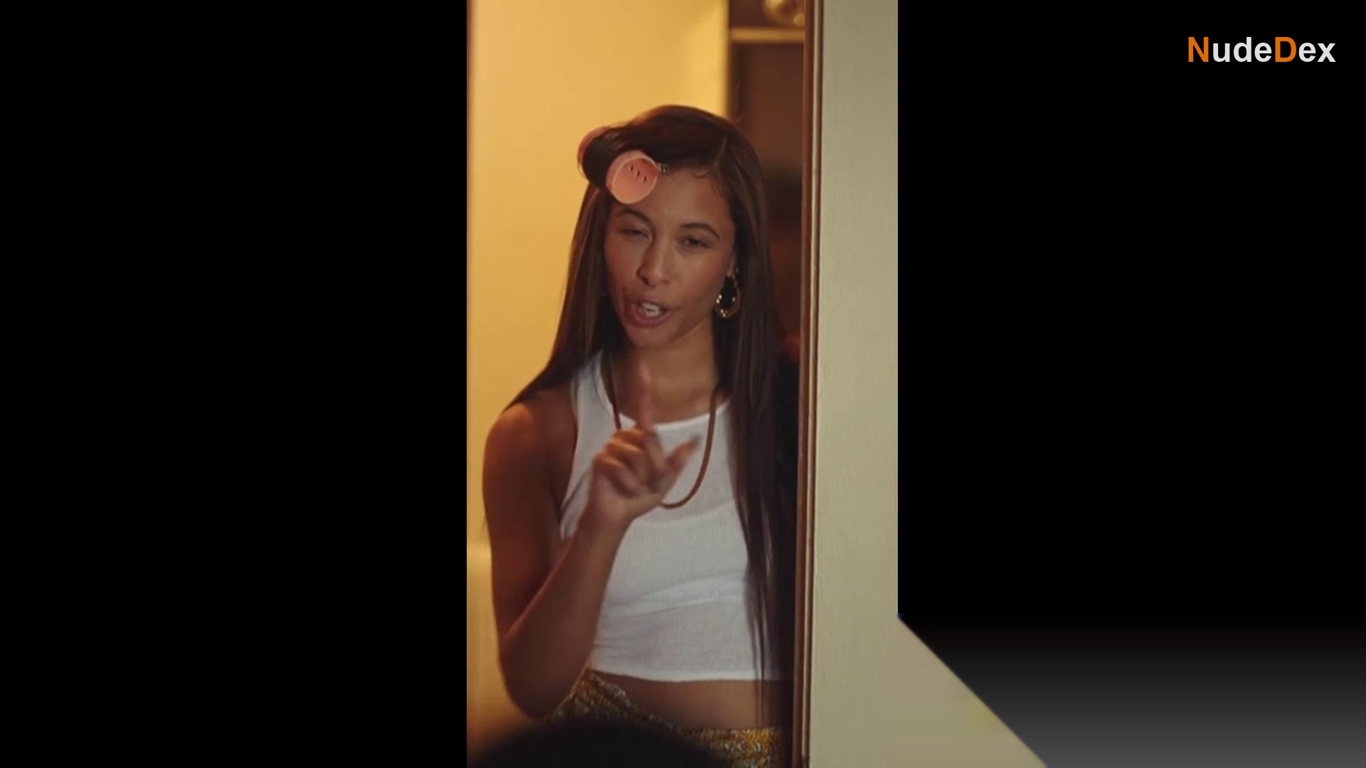 Kasey Elise in The Dispute, photo 3