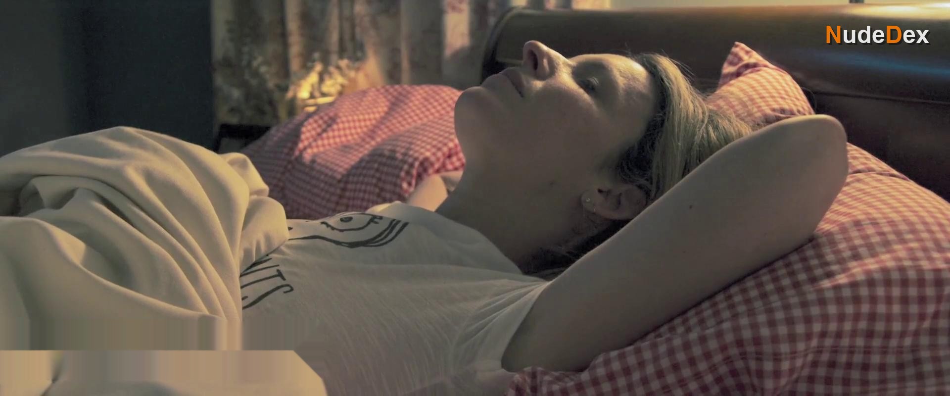 Kate Arrington in The Incoherents, photo 2