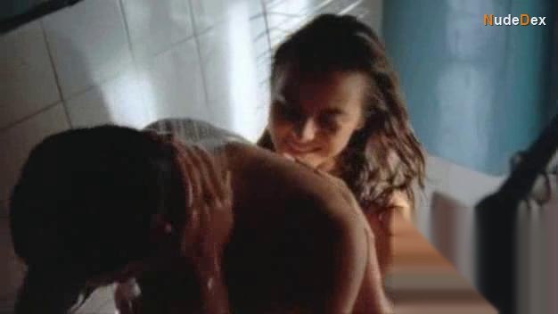 Kate Del Castillo in American Visa, photo 3