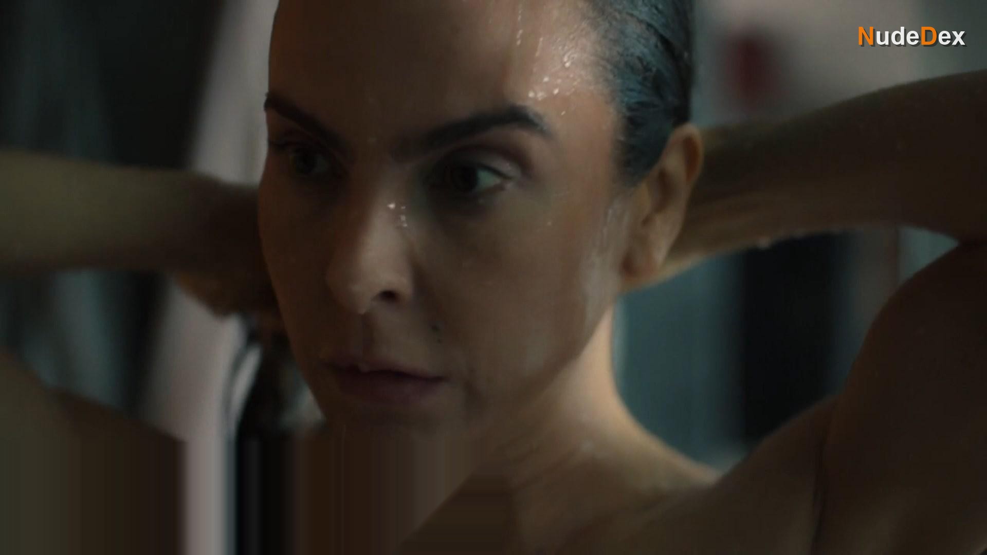Kate Del Castillo in Falling Again, photo 13