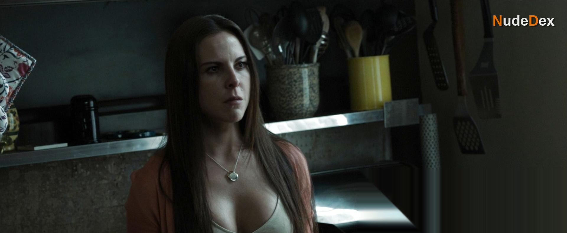 Kate Del Castillo in No Good Deed, photo 3