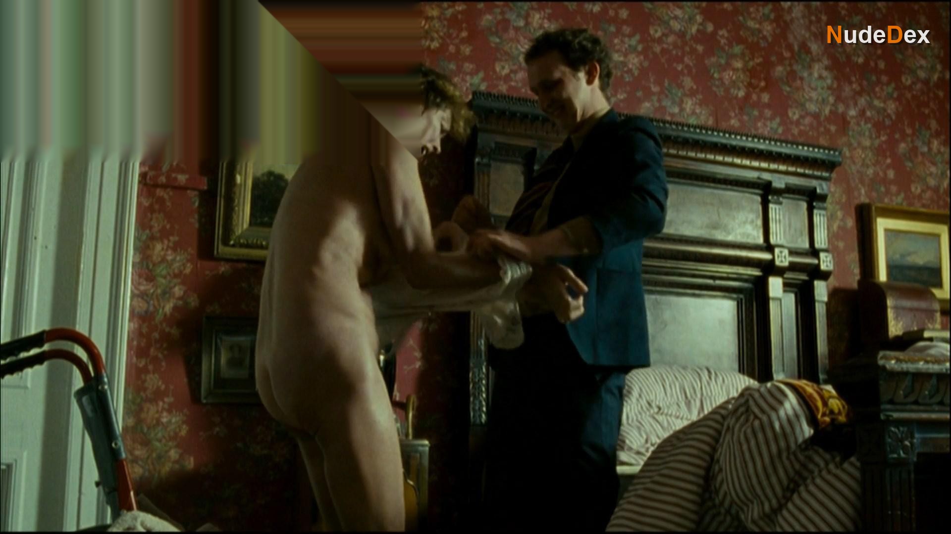 Kate Fahy in The Living And The Dead, photo 5