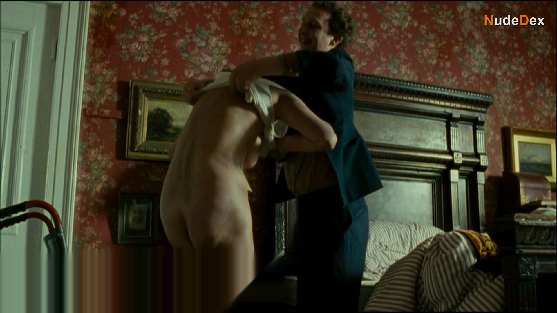 Kate Fahy in The Living And The Dead, photo 6