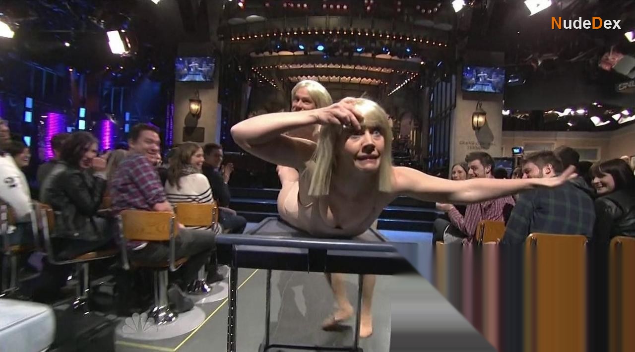 Kate Mckinnon in Saturday Night Live, photo 2