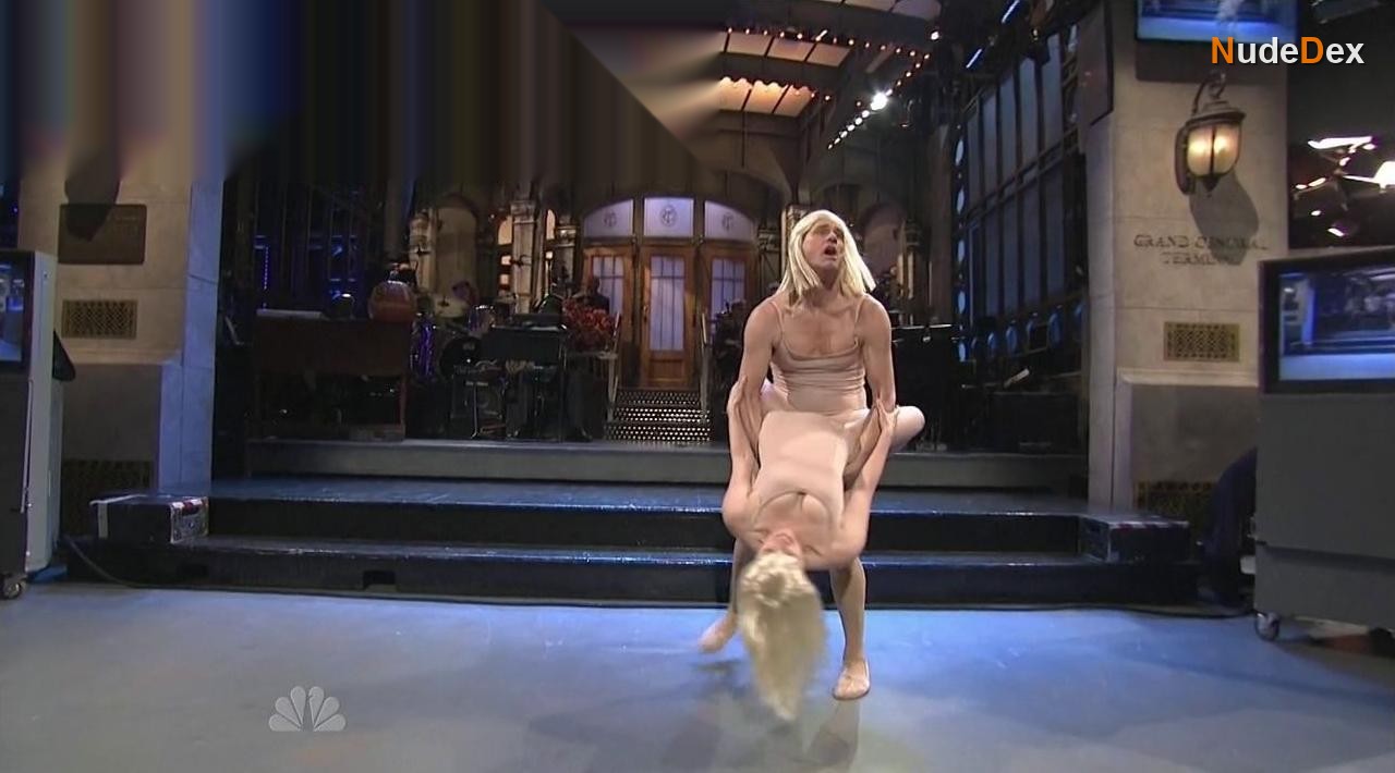 Kate Mckinnon in Saturday Night Live, photo 4