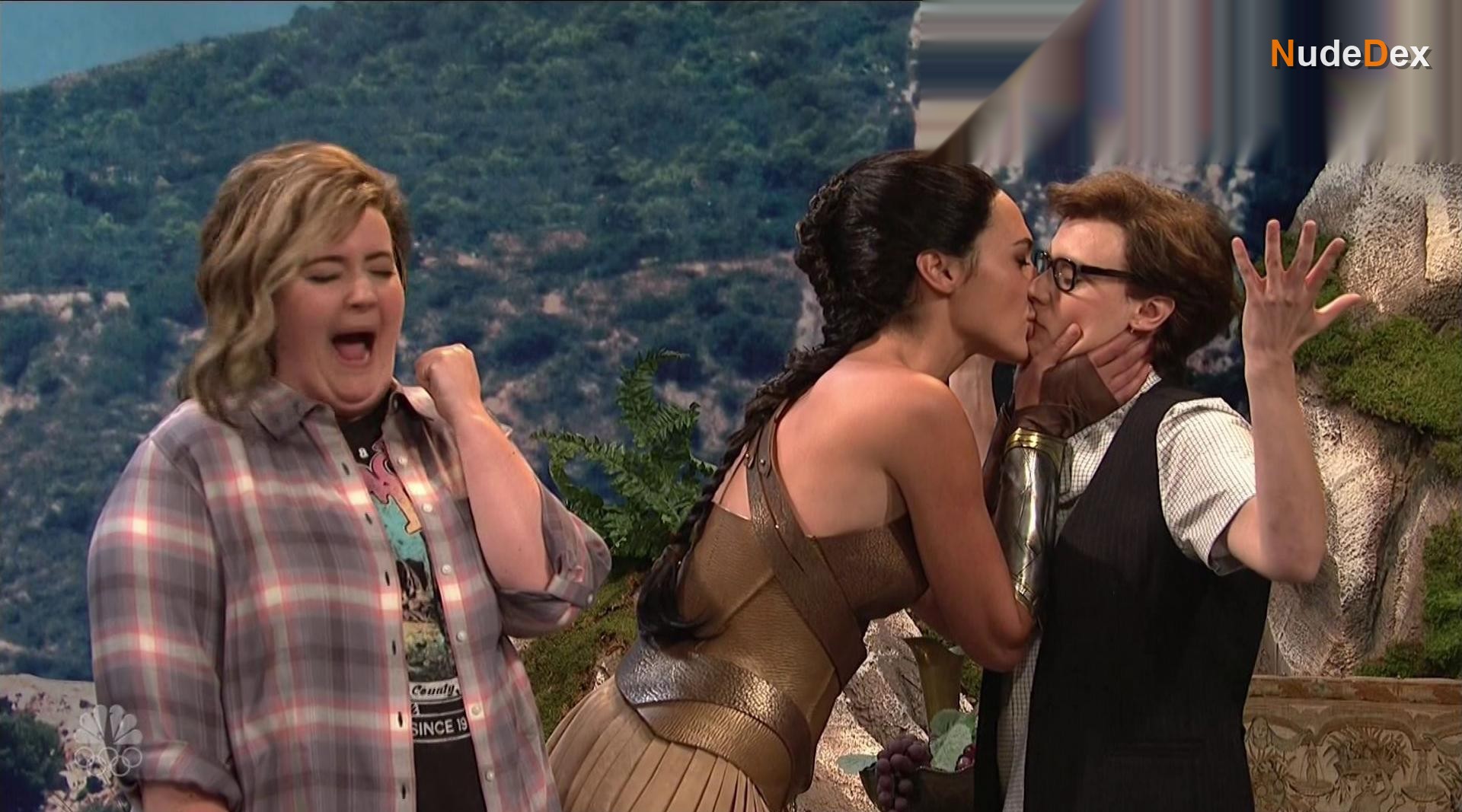 Kate Mckinnon in Saturday Night Live, photo 11