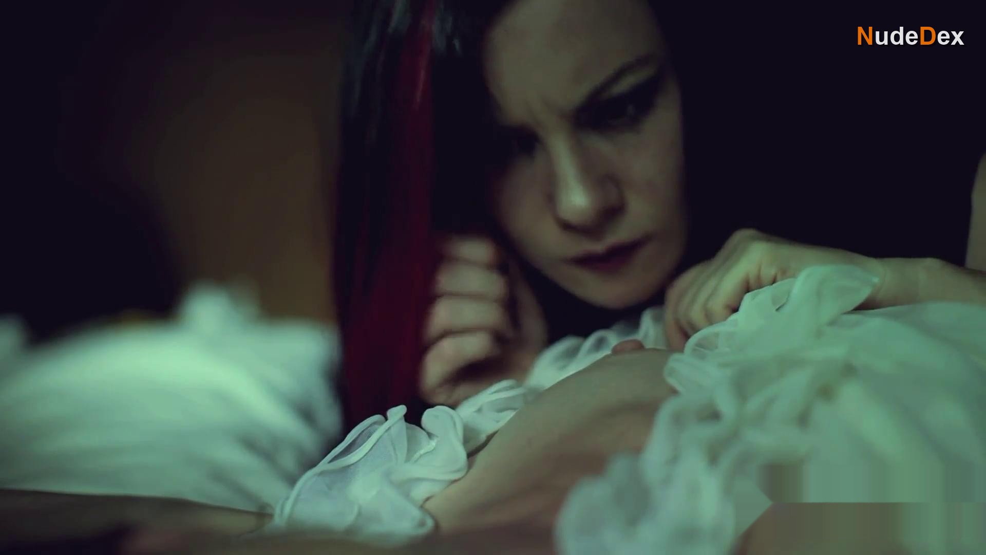 Wound in Wound, photo 2