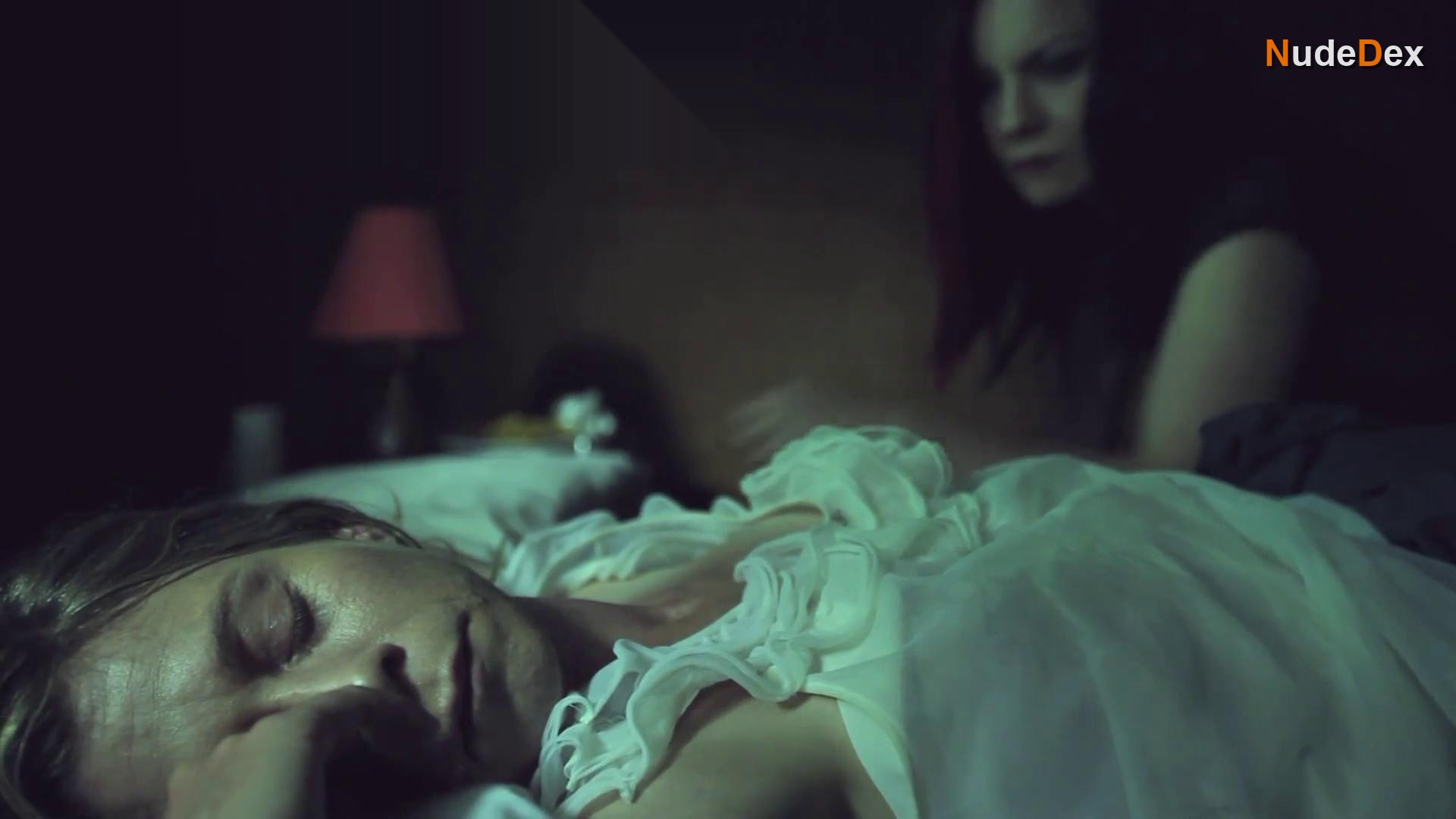 Wound in Wound, photo 8