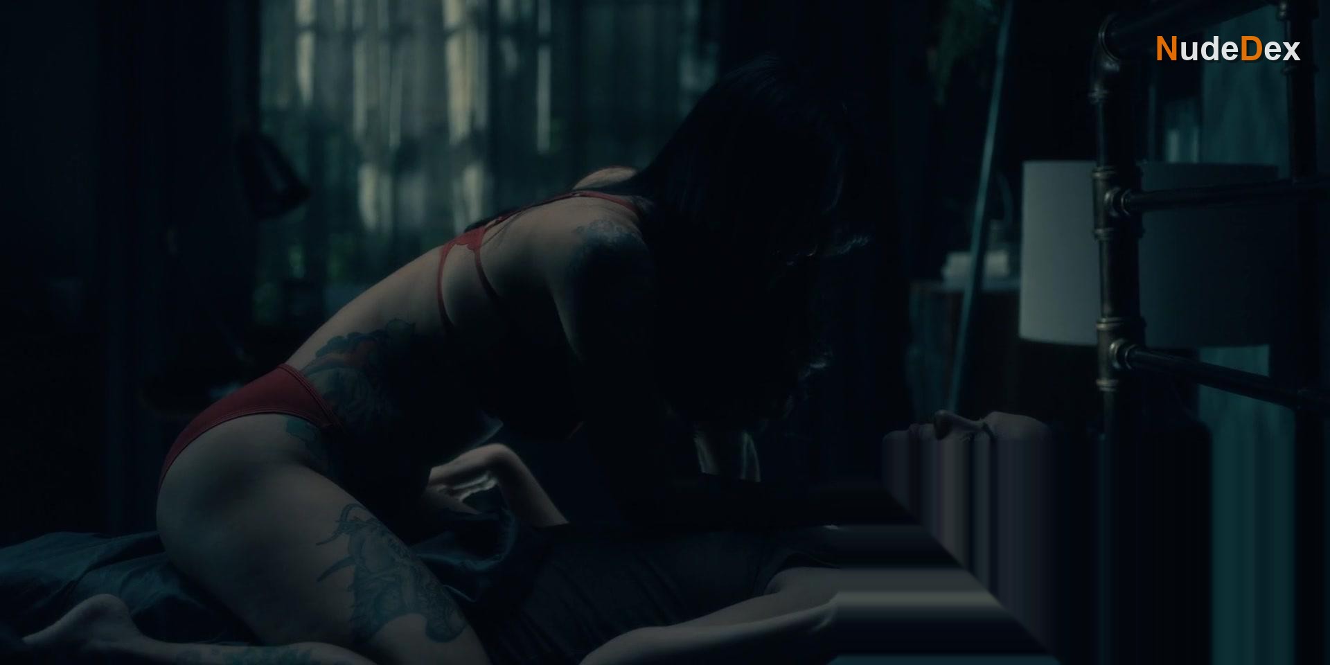 Kate Siegel in The Haunting Of Hill House, photo 6