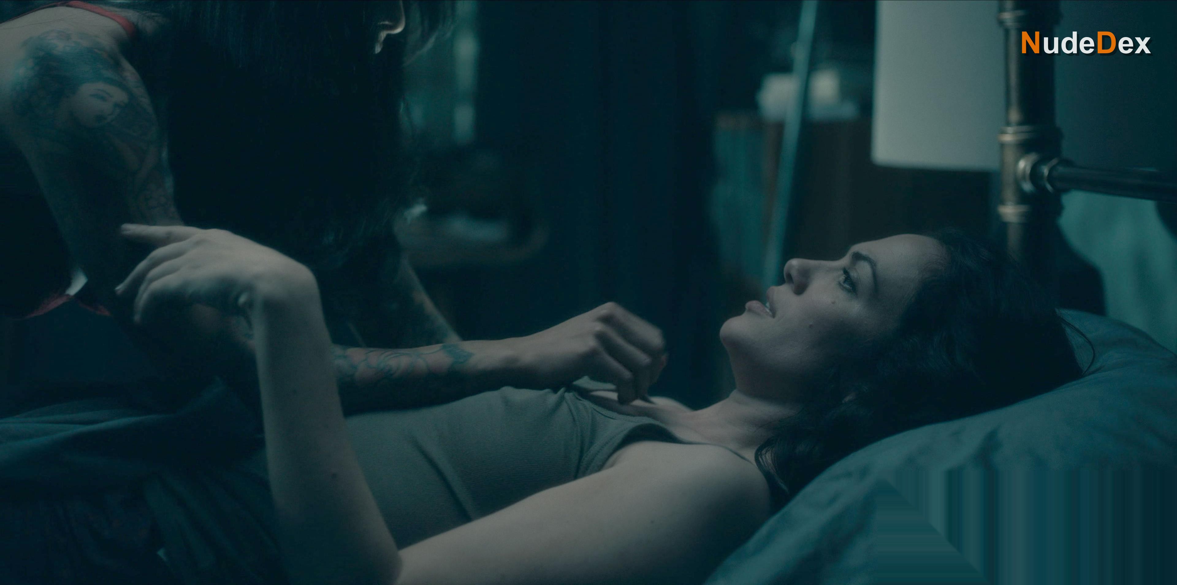 Kate Siegel in The Haunting Of Hill House, photo 18