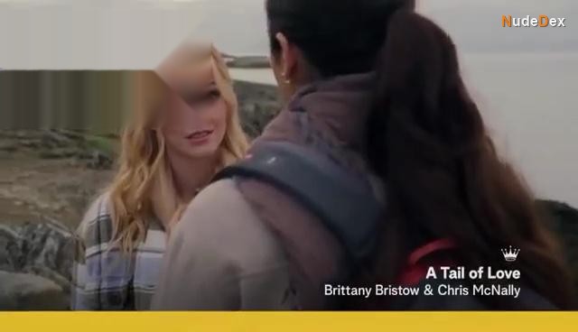 Katherine Mcnamara in Love Classified, photo 7