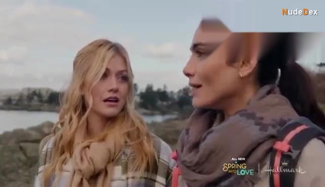 Katherine Mcnamara in Love Classified, photo 26