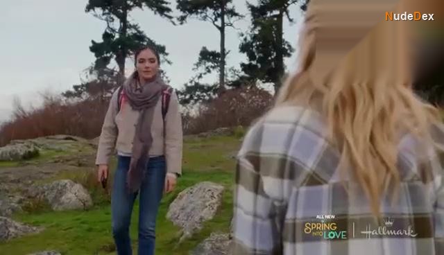 Katherine Mcnamara in Love Classified, photo 34