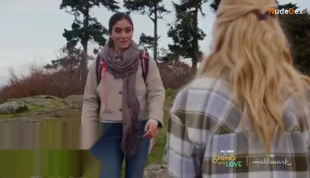 Katherine Mcnamara in Love Classified, photo 39