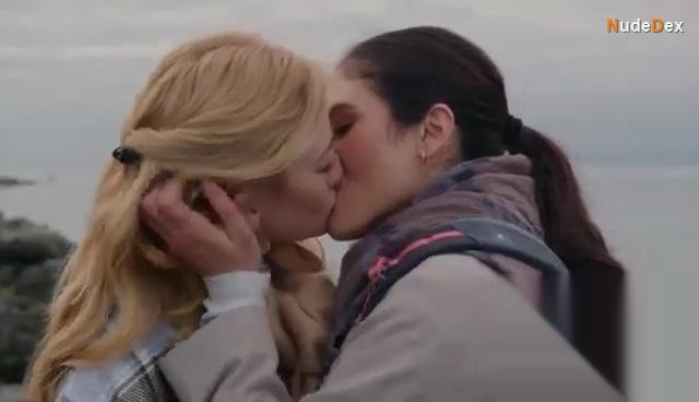 Katherine Mcnamara in Love Classified, photo 40