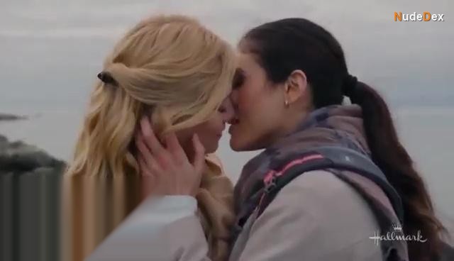 Katherine Mcnamara in Love Classified, photo 45