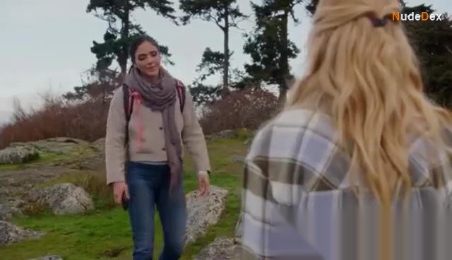 Katherine Mcnamara in Love Classified, photo 46