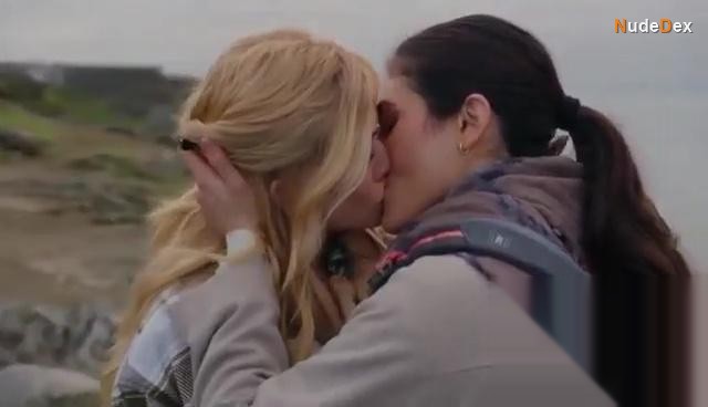Katherine Mcnamara in Love Classified, photo 48