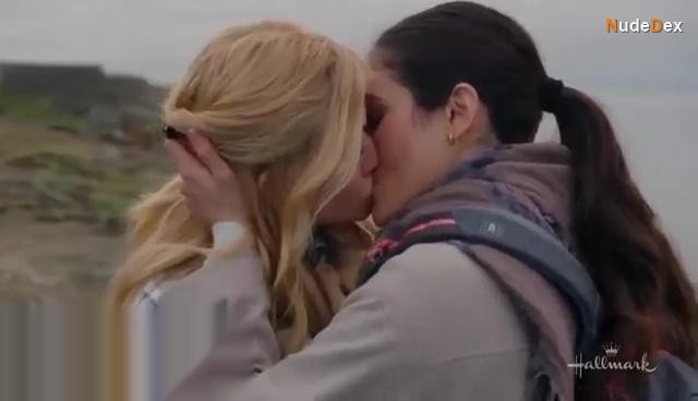 Katherine Mcnamara in Love Classified, photo 54